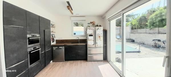 Maison 599 500 € Saint-Xandre 6 p 192 m² DPE C