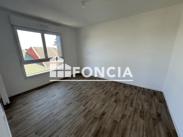 Location Appartement 2 pièces 47.3 m² - Saint Aubin Les Elbeuf 76410