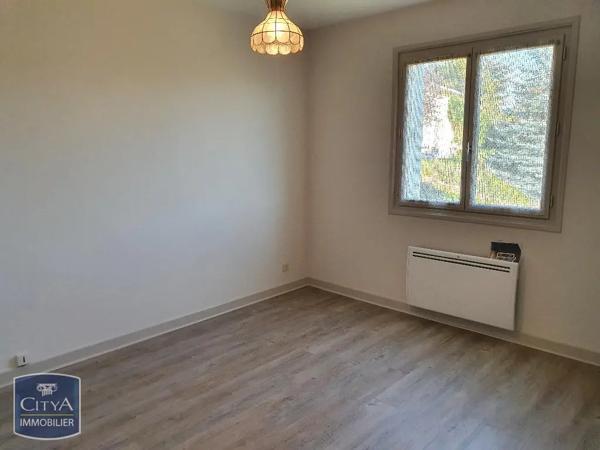 Appartement à louer 3 pièces 70.2m² Brioude (43100)