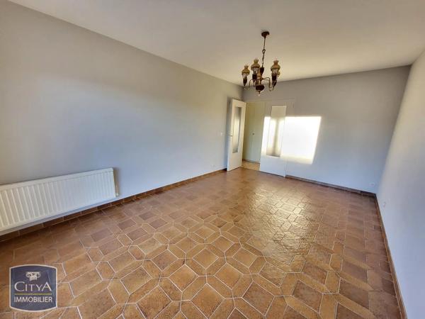Appartement à louer 3 pièces 70.2m² Brioude (43100)