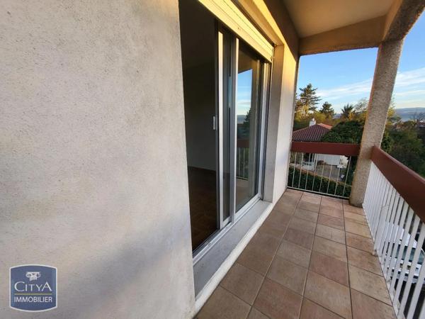 Appartement à louer 3 pièces 70.2m² Brioude (43100)