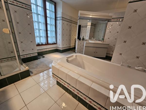 Maison à vendre 9 pièces 240 m² Étampes