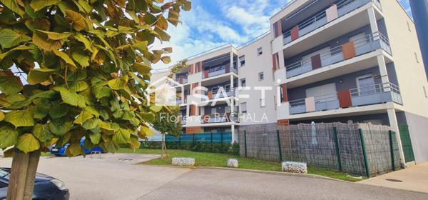 BEL APPARTEMENT DE 42 M² AVEC GARAGE PRIVATIF, BALCON ET ACCES PMR