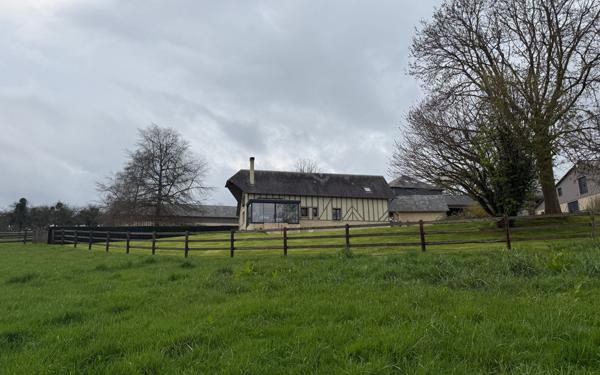 Maison à louer    4 pièces • 155 m2 Angerville