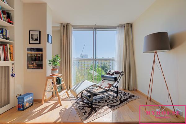 Appartement
                                                                                                                                                                                                                                                                                                                        3 pièce(s)                                                                                                                                                                                                          2 chambre(s)                                                                                                                                                                                                          64  m²