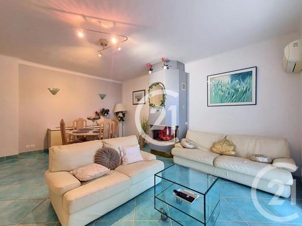 Appartement T3 à vendre  3 pièces - 70,59 m 2   ST MARTIN DE CRAU  - 13