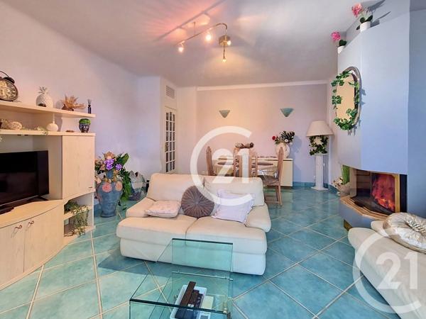 Appartement T3 à vendre  3 pièces - 70,59 m 2   ST MARTIN DE CRAU  - 13