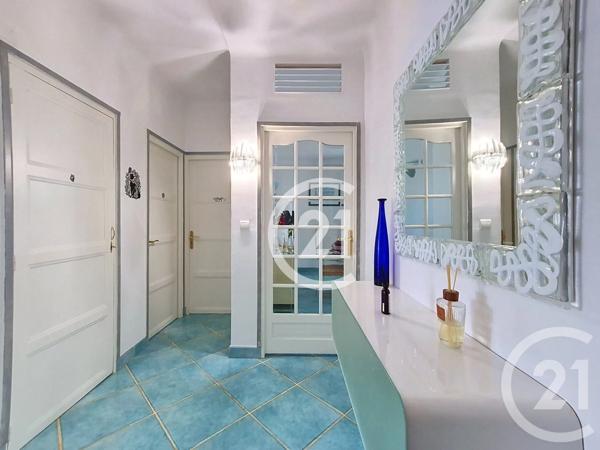 Appartement T3 à vendre  3 pièces - 70,59 m 2   ST MARTIN DE CRAU  - 13