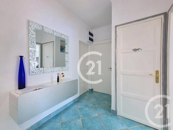 Appartement T3 à vendre  3 pièces - 70,59 m 2   ST MARTIN DE CRAU  - 13