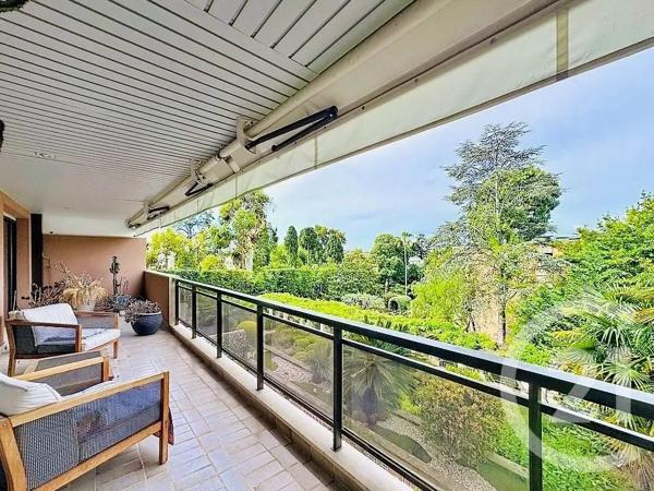 Appartement F3 à vendre  3 pièces - 85 m 2   CANNES  - 06