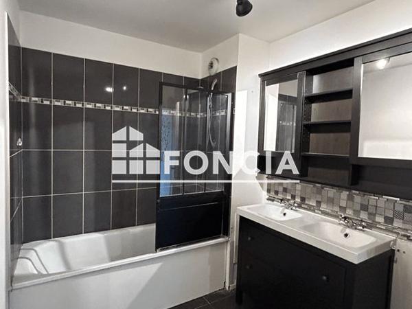 Location Appartement 4 pièces 83.8 m² - Bonneuil Sur Marne 94380