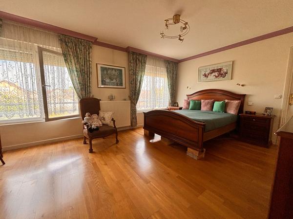 VENTE d'une maison F7 (202 m²) à TREMBLAY EN FRANCE