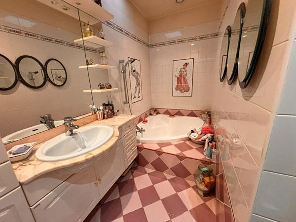 VENTE d'une maison F7 (202 m²) à TREMBLAY EN FRANCE