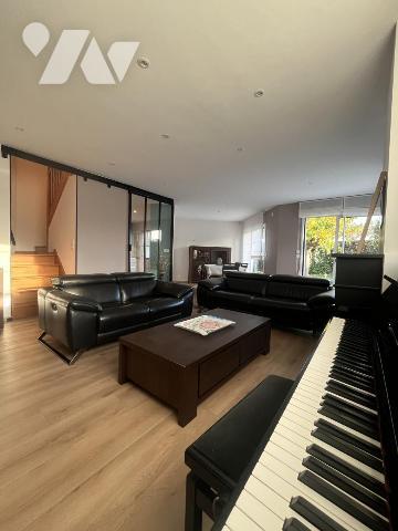 Maison contemporaine Proche bourg de PLOEREN -  4 Chambres + 1 Bureau TERRAIN 585 M2