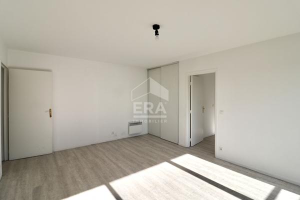 Charmant appartement 2 pièces à vendre à Chelles, quartier Mont-Chalâts - Madeleine