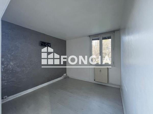 Location Appartement 4 pièces 77.5 m² - 1 RUE DE LA CORNICHE Firminy 42700