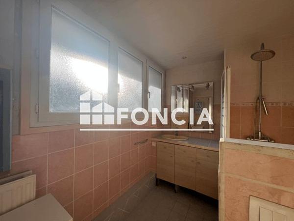 Location Appartement 4 pièces 77.5 m² - 1 RUE DE LA CORNICHE Firminy 42700