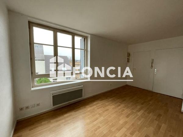 Location Appartement 3 pièces 55 m² - 59 RUE BOURBON Charleville Mezieres 08000