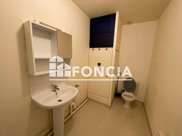 Location Appartement 3 pièces 55 m² - 59 RUE BOURBON Charleville Mezieres 08000