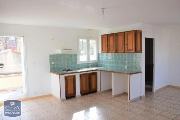 Appartement à louer 1 pièce 34.34m² Marignane (13700)