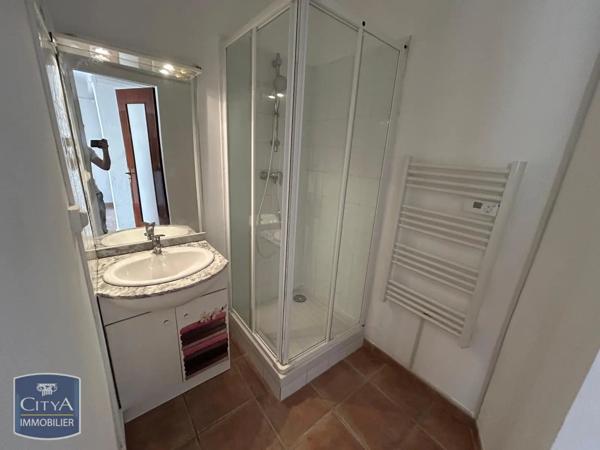 Appartement à louer 3 pièces 59.24m² Toulon (83100)