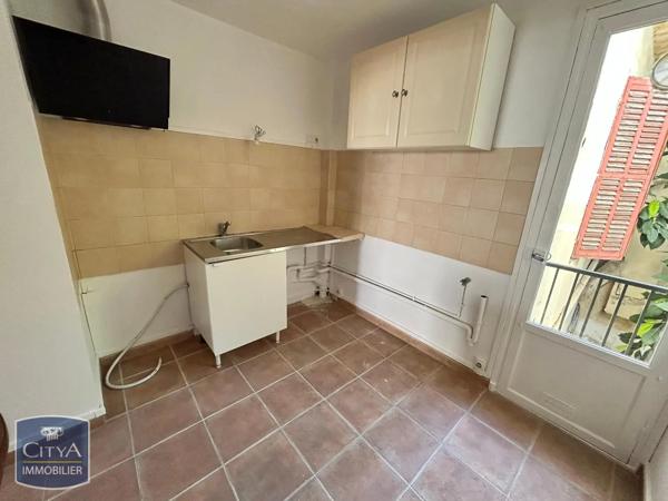 Appartement à louer 3 pièces 59.24m² Toulon (83100)