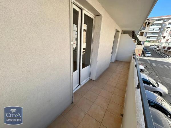 Appartement à louer 3 pièces 59.24m² Toulon (83100)