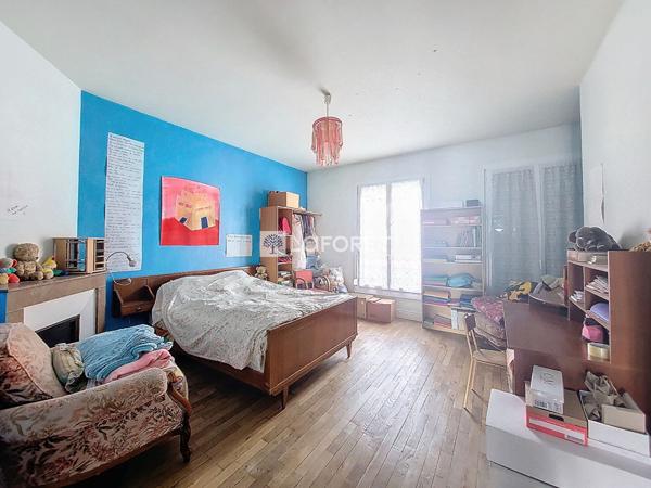 Achat maison près de LA FERE - 6 pièce(s) - 219 m² - 149 900 €