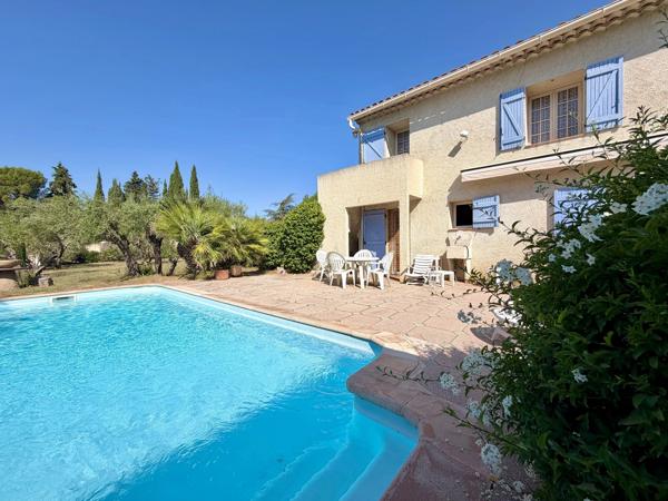 Villa individuelle avec piscine. - 83510 Lorgues - Réf 87172027