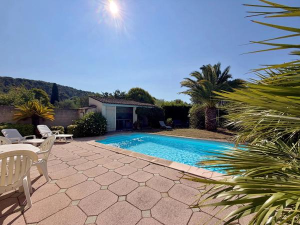 Villa individuelle avec piscine. - 83510 Lorgues - Réf 87172027