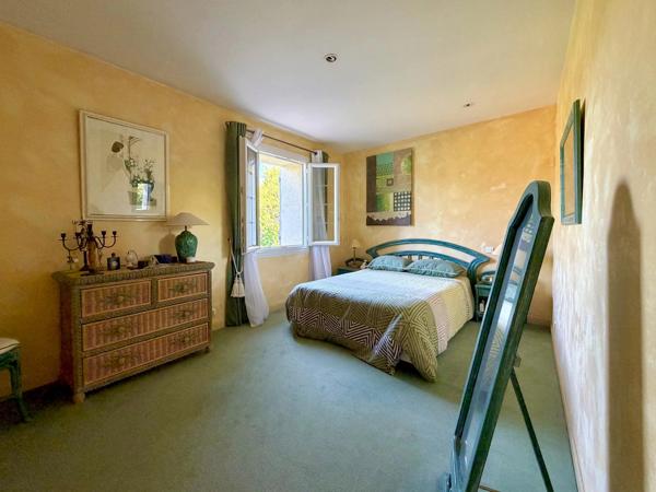 Villa individuelle avec piscine. - 83510 Lorgues - Réf 87172027