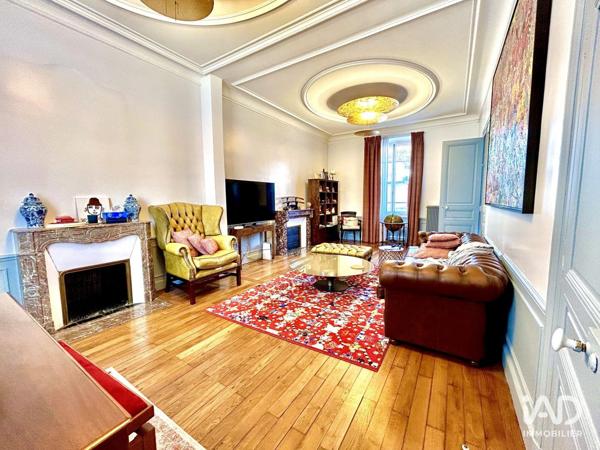 Maison à vendre 11 pièces 203 m² Sens