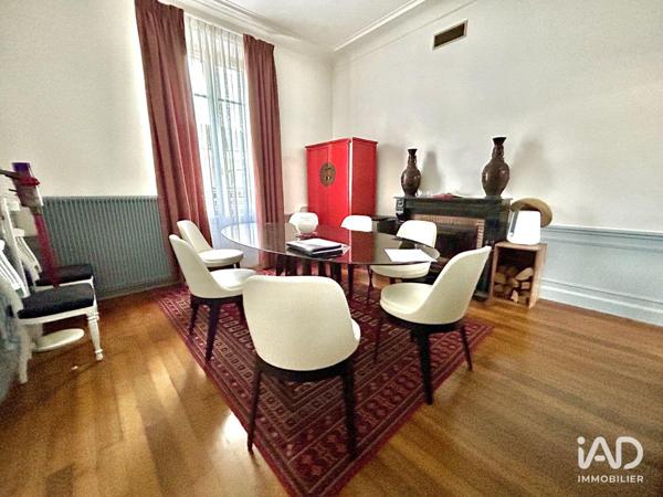 Maison à vendre 11 pièces 203 m² Sens