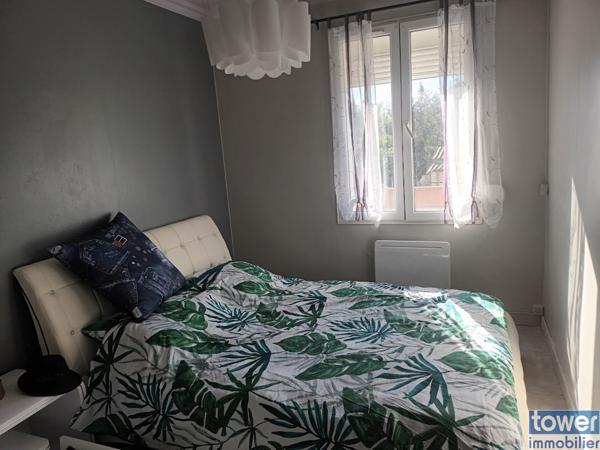 Maison
                                                                                                                                                                                                                                                                                                                        3 pièce(s)                                                                                                                                                                                                          2 chambre(s)                                                                                                                                                                                                          67.9  m²