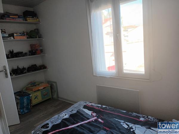 Maison
                                                                                                                                                                                                                                                                                                                        3 pièce(s)                                                                                                                                                                                                          2 chambre(s)                                                                                                                                                                                                          67.9  m²