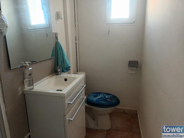 Maison
                                                                                                                                                                                                                                                                                                                        3 pièce(s)                                                                                                                                                                                                          2 chambre(s)                                                                                                                                                                                                          67.9  m²