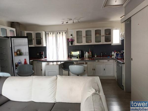 Maison
                                                                                                                                                                                                                                                                                                                        3 pièce(s)                                                                                                                                                                                                          2 chambre(s)                                                                                                                                                                                                          67.9  m²