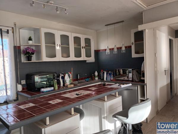 Maison
                                                                                                                                                                                                                                                                                                                        3 pièce(s)                                                                                                                                                                                                          2 chambre(s)                                                                                                                                                                                                          67.9  m²