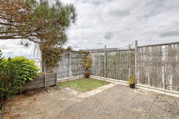 Maison Nanterre proche place de la Boule 6 pièces 130 m2 €735 000 ** - Référence 15194