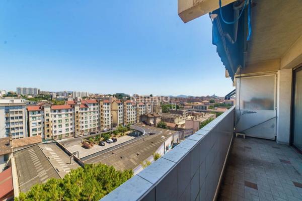 Appartement T3 et beau balcon - 13014