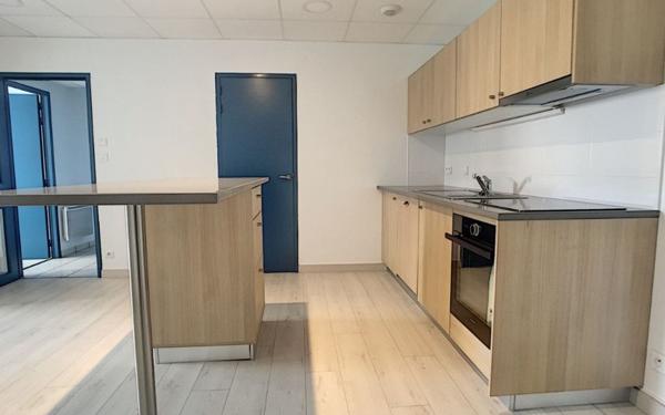 Appartement à louer    3 pièces • 91,53 m2 Aurillac