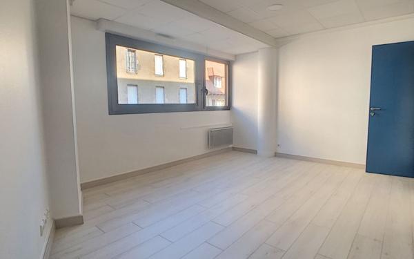 Appartement à louer    3 pièces • 91,53 m2 Aurillac