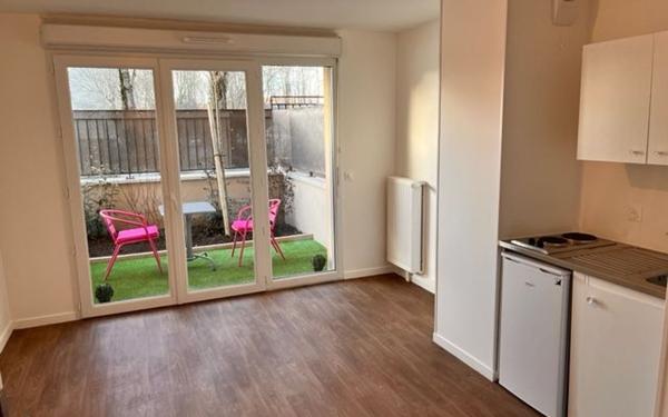 Appartement à louer    1 pièce •  Rosny-sous-Bois