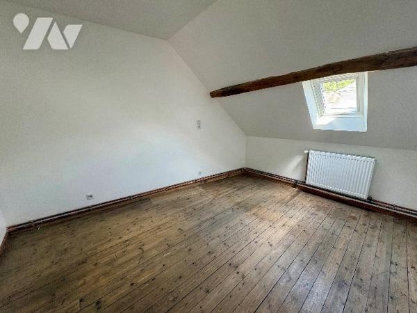 Maison familiale avec jardin et dépendances
