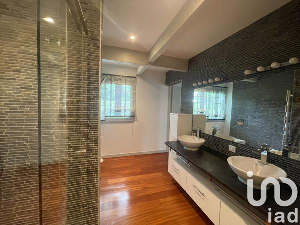 Maison à vendre 8 pièces 252 m² Saint-Jean-d'Illac