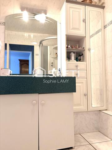 appartement dernier étage avec terrasse 19 m2