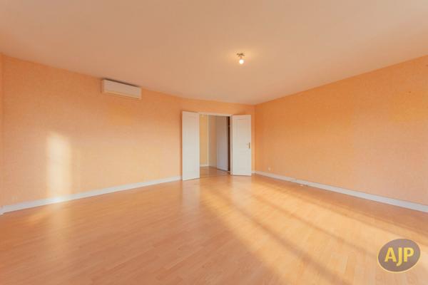 Vente appartement Bordeaux : 450 000 € - AJP Immobilier Bordeaux Chartrons