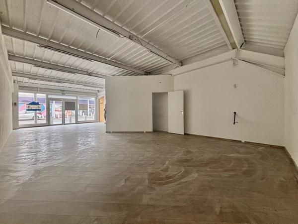 Location Local commercial 2 pièces 70 m2 à Agde