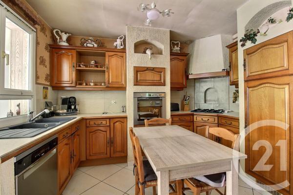 Maison à vendre  5 pièces - 97 m 2   PESSAC  - 33