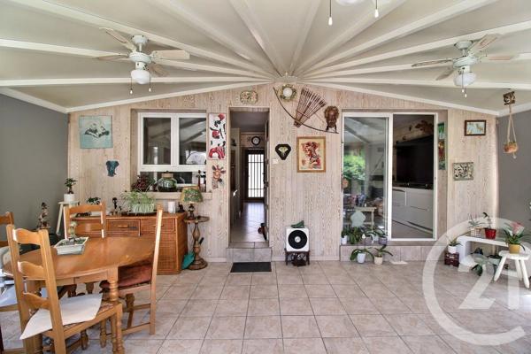 Maison à vendre  5 pièces - 97 m 2   PESSAC  - 33